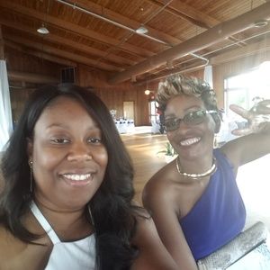 Meet your Posher, Dedra